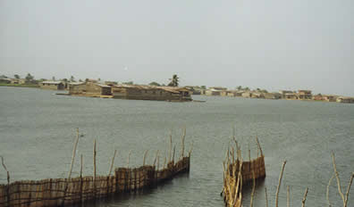 Sur la route d'Agoué — Le Bénin