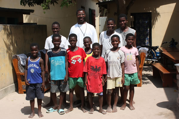 Adidogomey, le foyer des enfants orphelins — Bénin et Togo