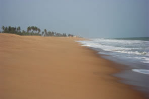 Sur la plage de Grand-Popo — Bénin et Togo