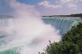 Au Coeur des chutes ... — souvenir du voyage au Canada