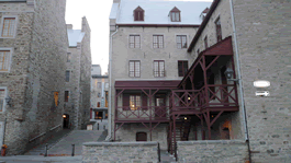 Le dédale du Petit Champlain — Le Québec