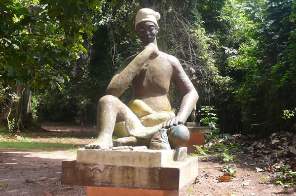 Kpassezoun : La forêt sacrée — Rencontres africaines