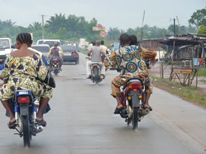 Rencontres au Bénin - Une pause à Agoué — Rencontres africaines