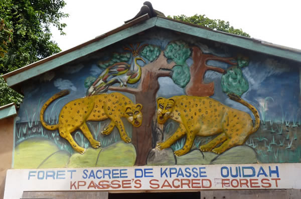 Kpassezoun : La forêt sacrée — Rencontres africaines