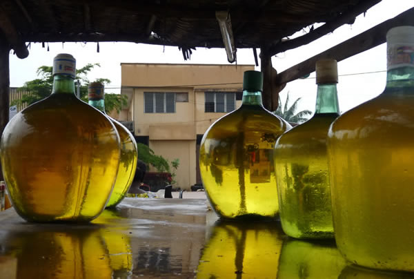 Rencontres au Bénin - Une pause à Agoué — Rencontres africaines