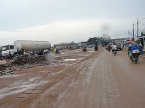 A l'aéroport de Lomé — Rencontres africaines