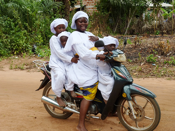 Impressionnant ! — Sourires d’Afrique