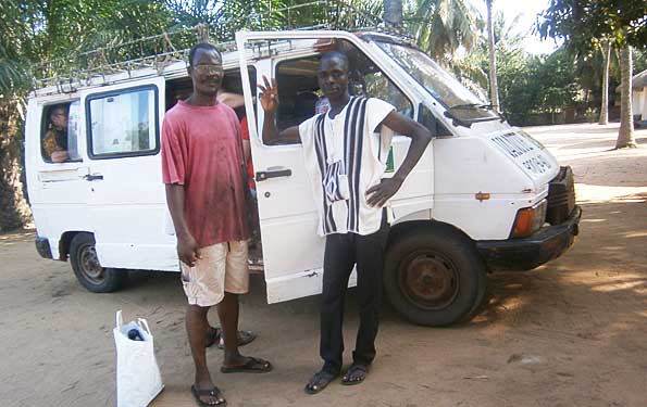 Les taxis-brousse — Sur un air du Togo