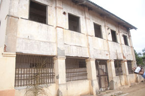 La maison royale — Sur un air du Togo