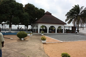 En pirogue pour Togoville — Le Togo
