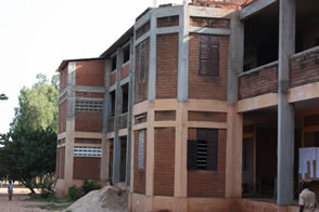 Un collège ... — Le Togo