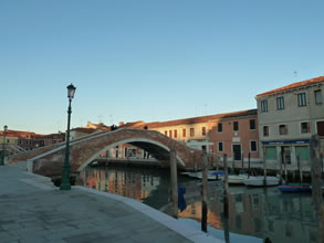 Le long du canal — Venise