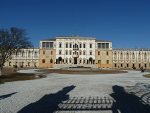 Piazzola sul Brenta   (Padova)  - Villa Contarini — Venise